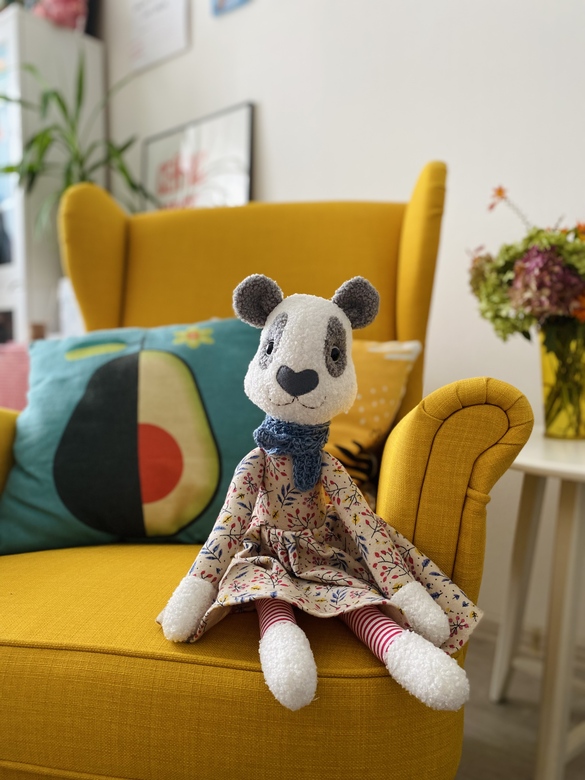 Панда в платье