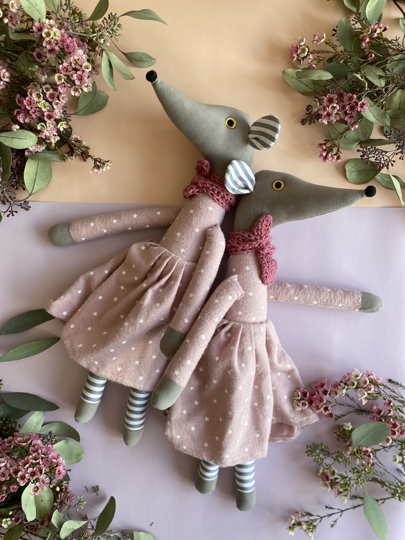 Мышка нарядная