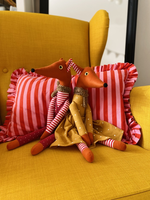 Лисица в платье