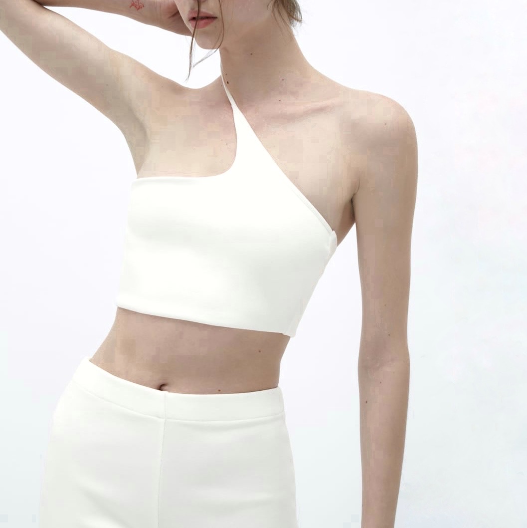 АССИМЕТРИЧНЫЙ УКОРОЧЕННЫЙ ТОП ZARA МОЛОЧНО-БЕЛЫЙ M00308