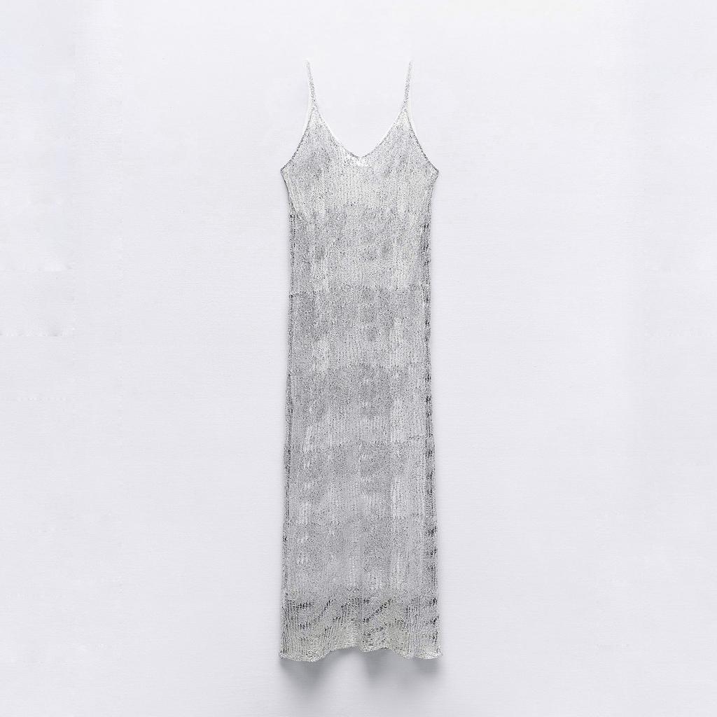ДЛИННОЕ ПЛАТЬЕ С МЕТАЛЛИЧЕСКОЙ НИТЬЮ ZARA ЦВЕТ СЕРЕБРО M00275