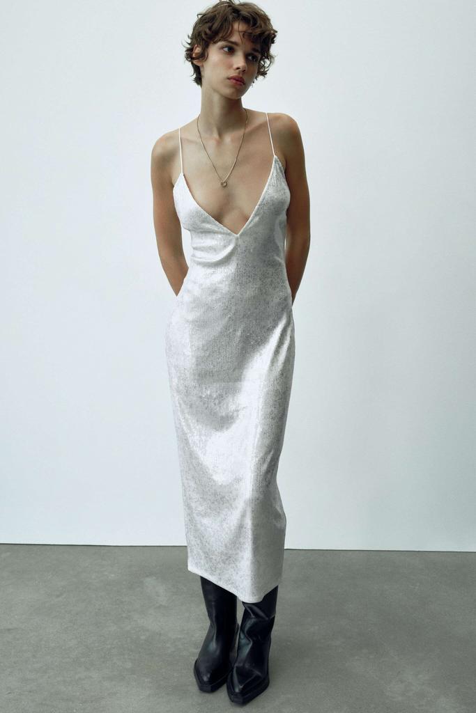 ПЛАТЬЕ В ПАЙЕТКУ ZARA SEQUINNED MIDI DRESS цвет silver / серебро M00288