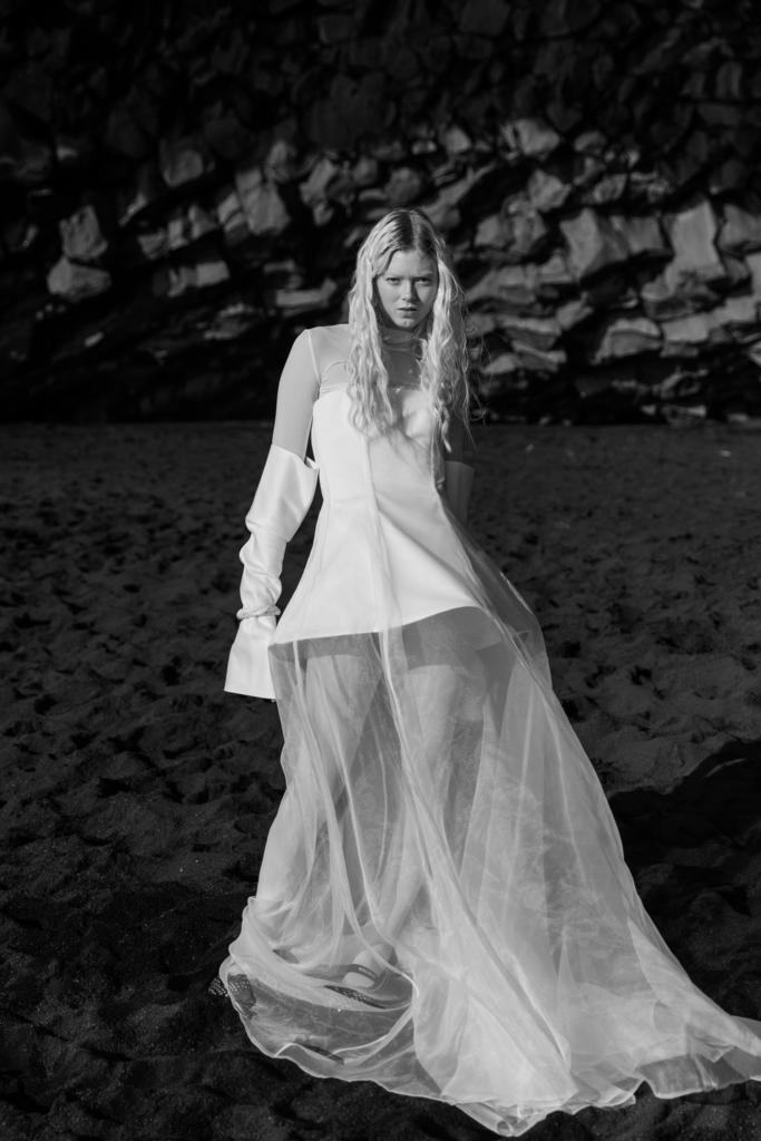 -70%  Платье со съемными рукавами