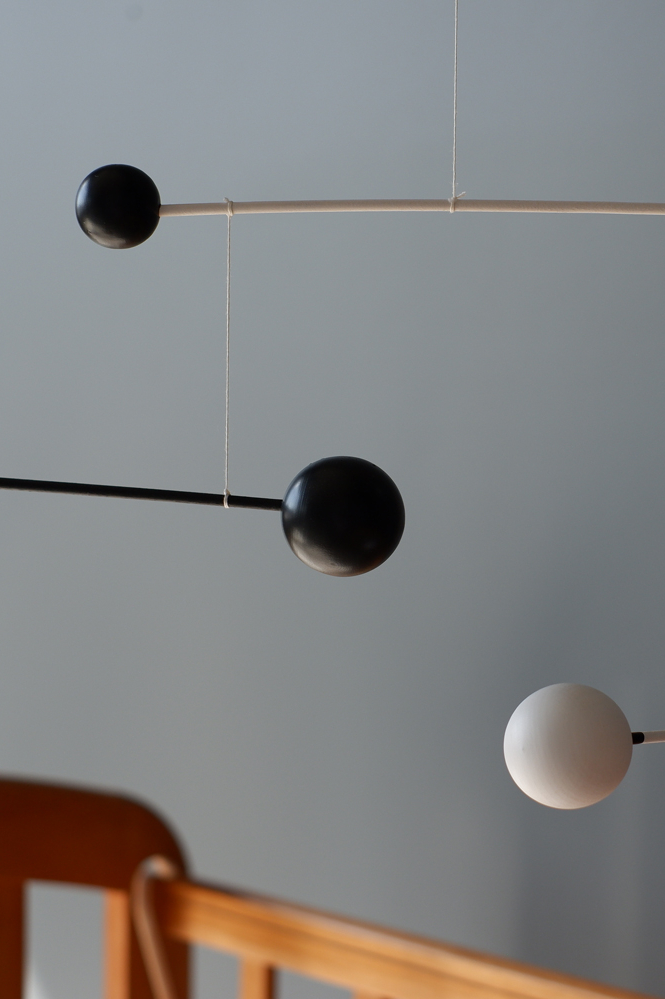 Mini b&w hanging kinetic mobile