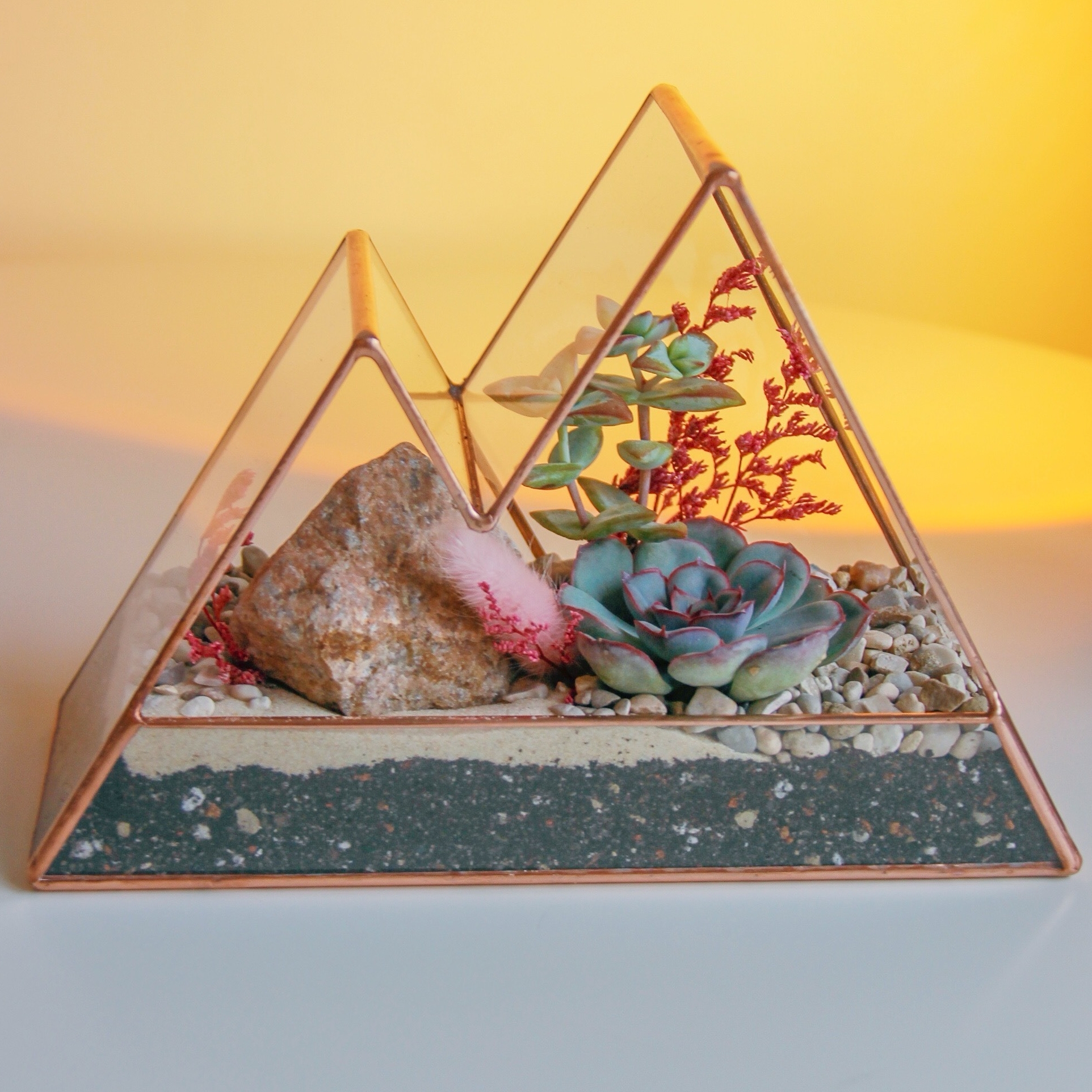 флорариум Мини-Горы с эхеверией и крассулой