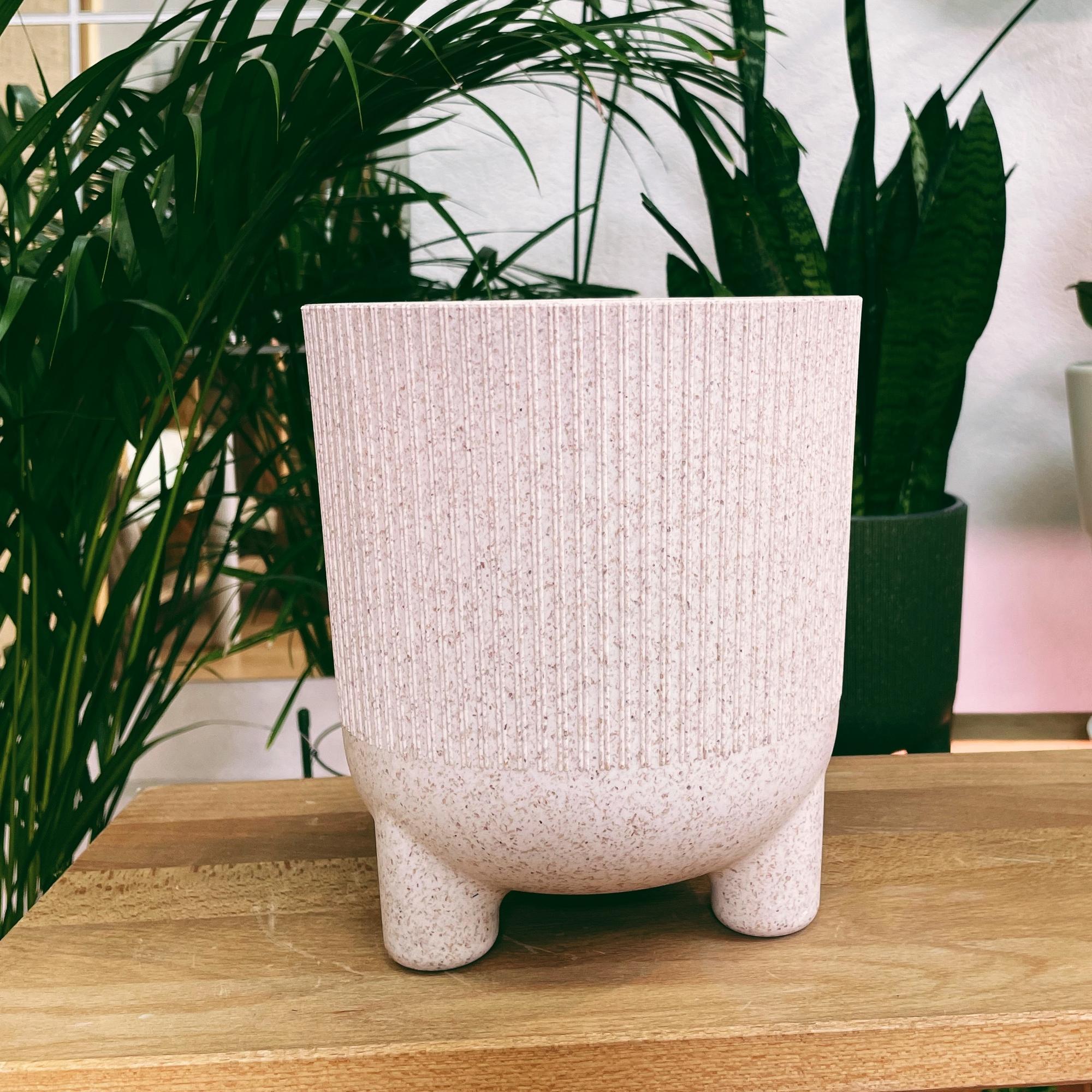 кашпо на ножках Бежевое