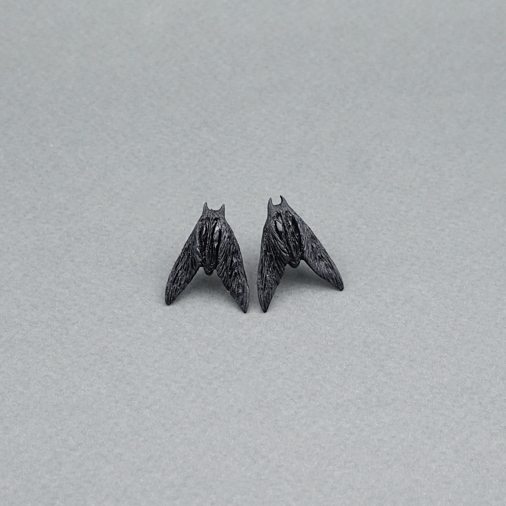 серьги малые чёрные мотыльки