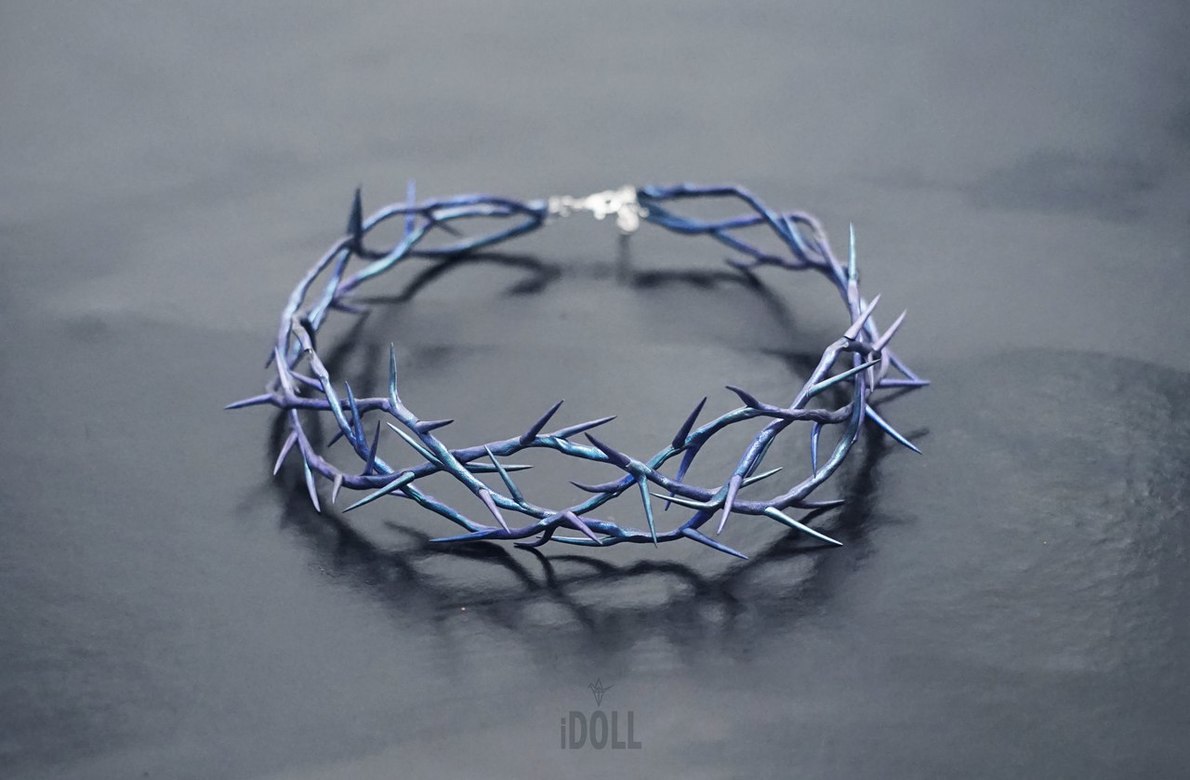 терновый венок переливающийся