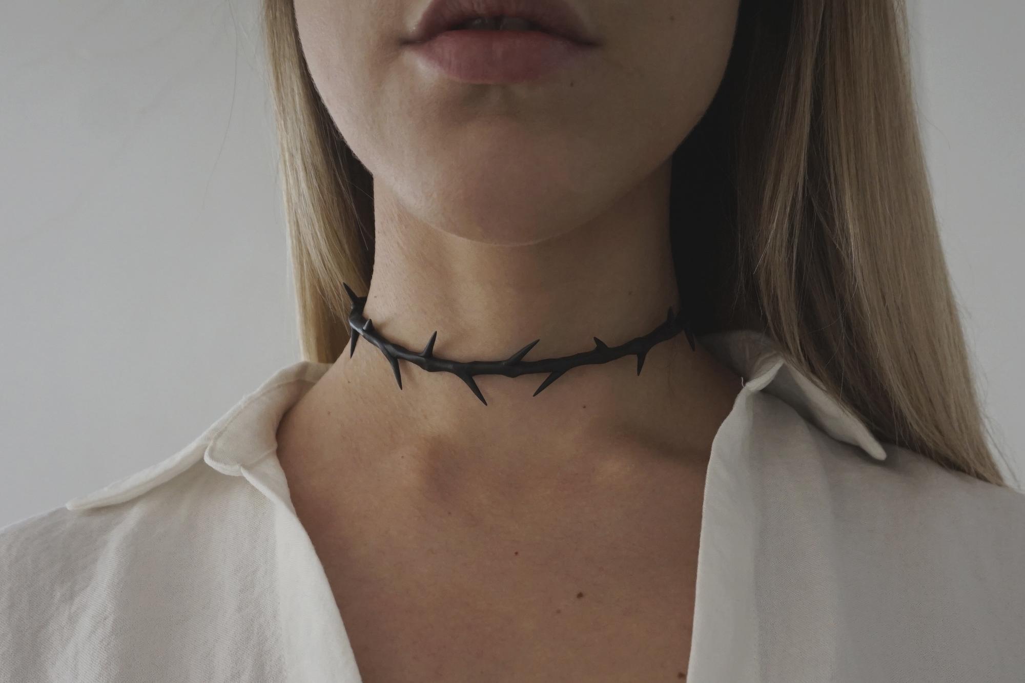 коллар терновая ветвь