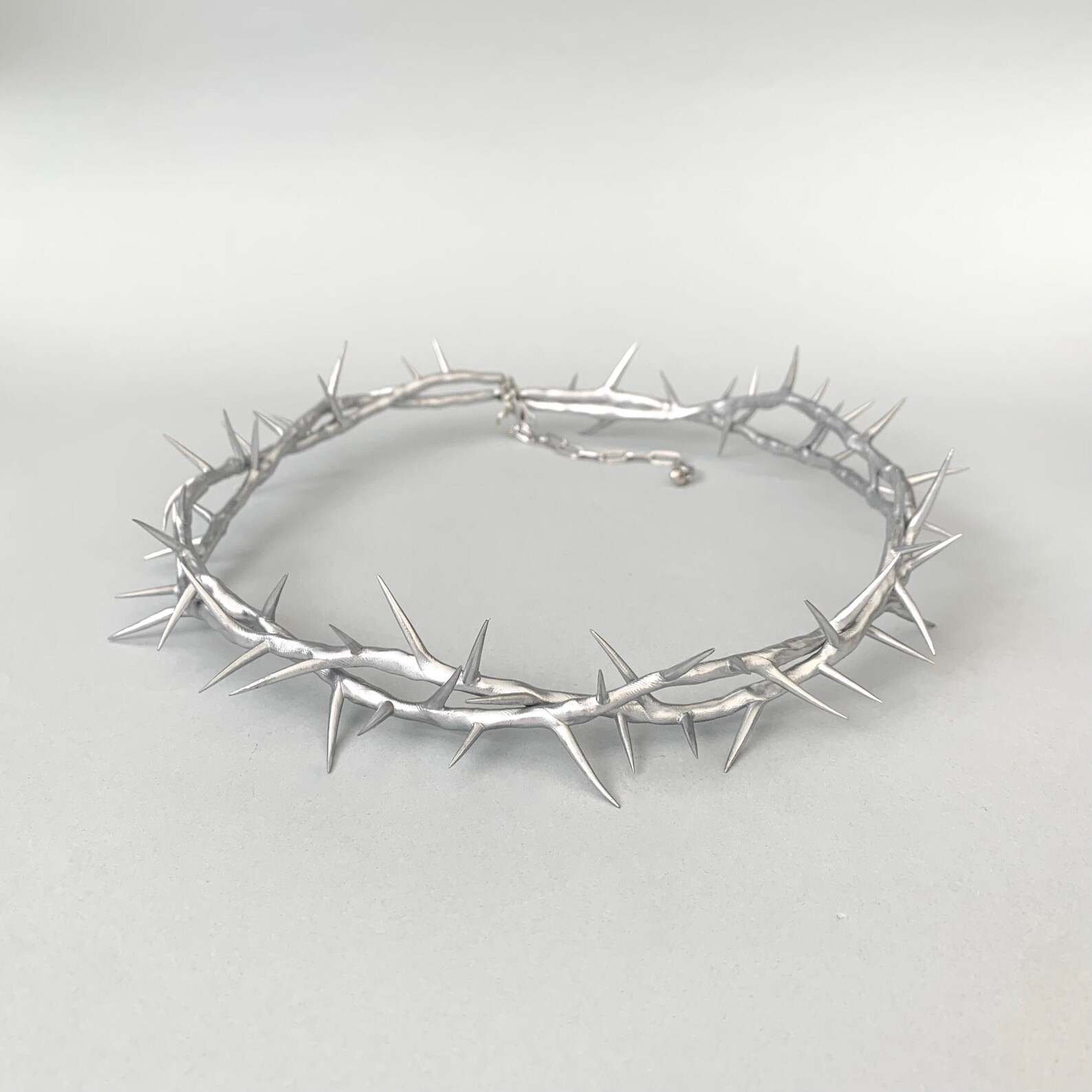 терновый венок серебристый двойной