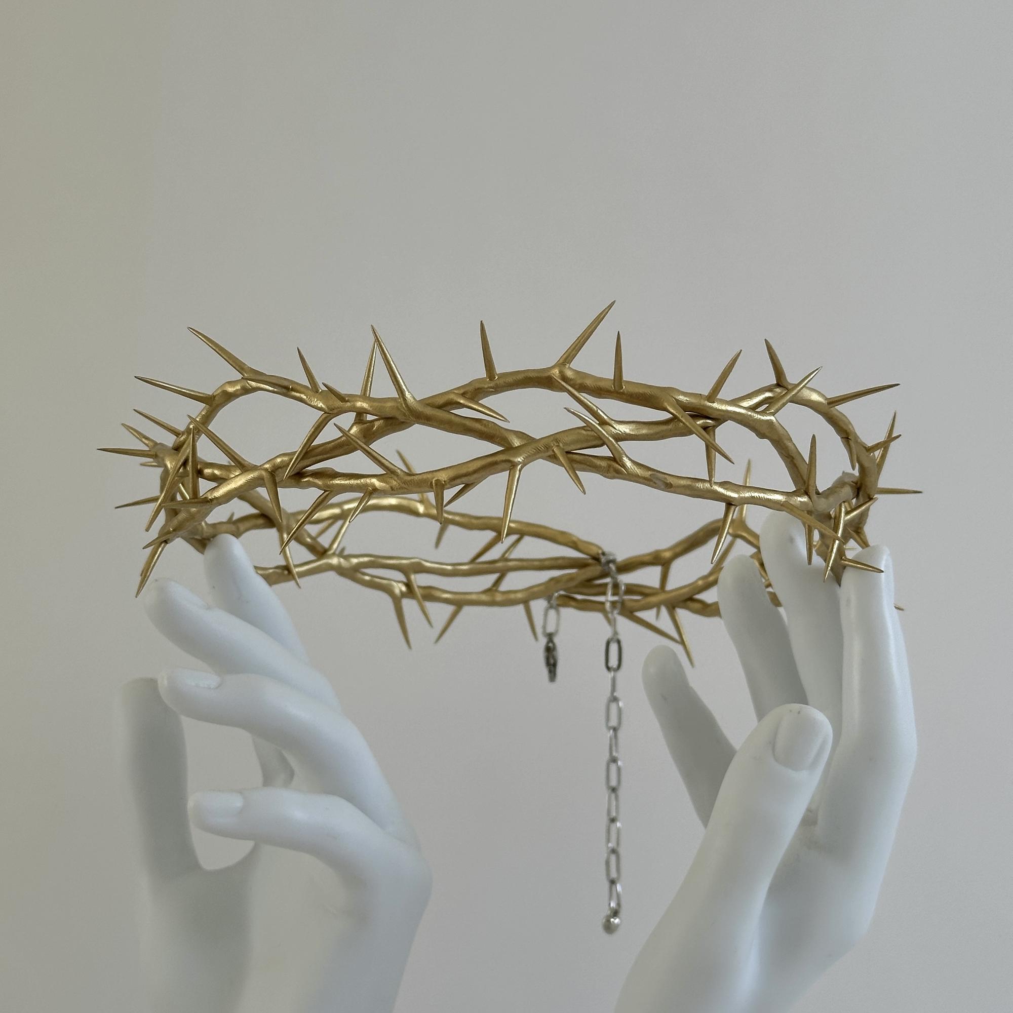 терновый венок золотой