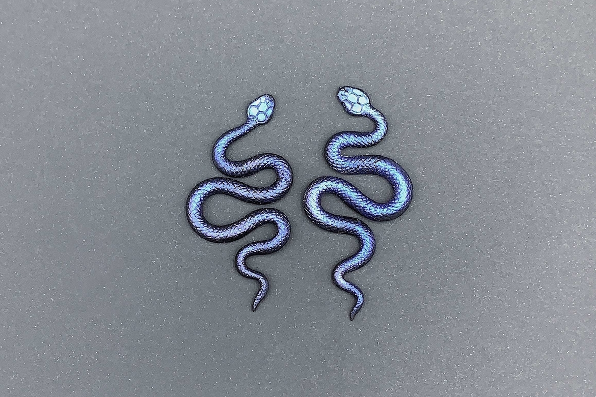 серьги переливающиеся змеи