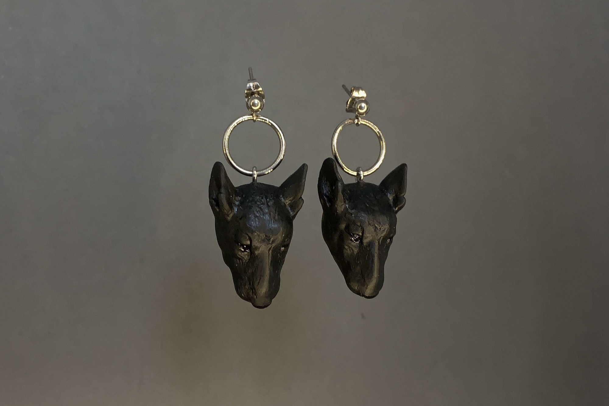 серьги черные бультерьеры