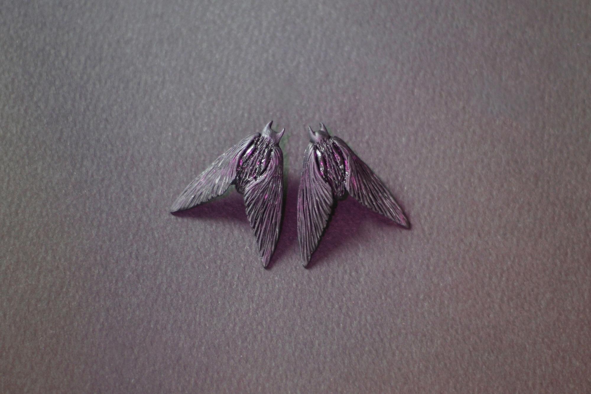 серьги средние черные мотыльки