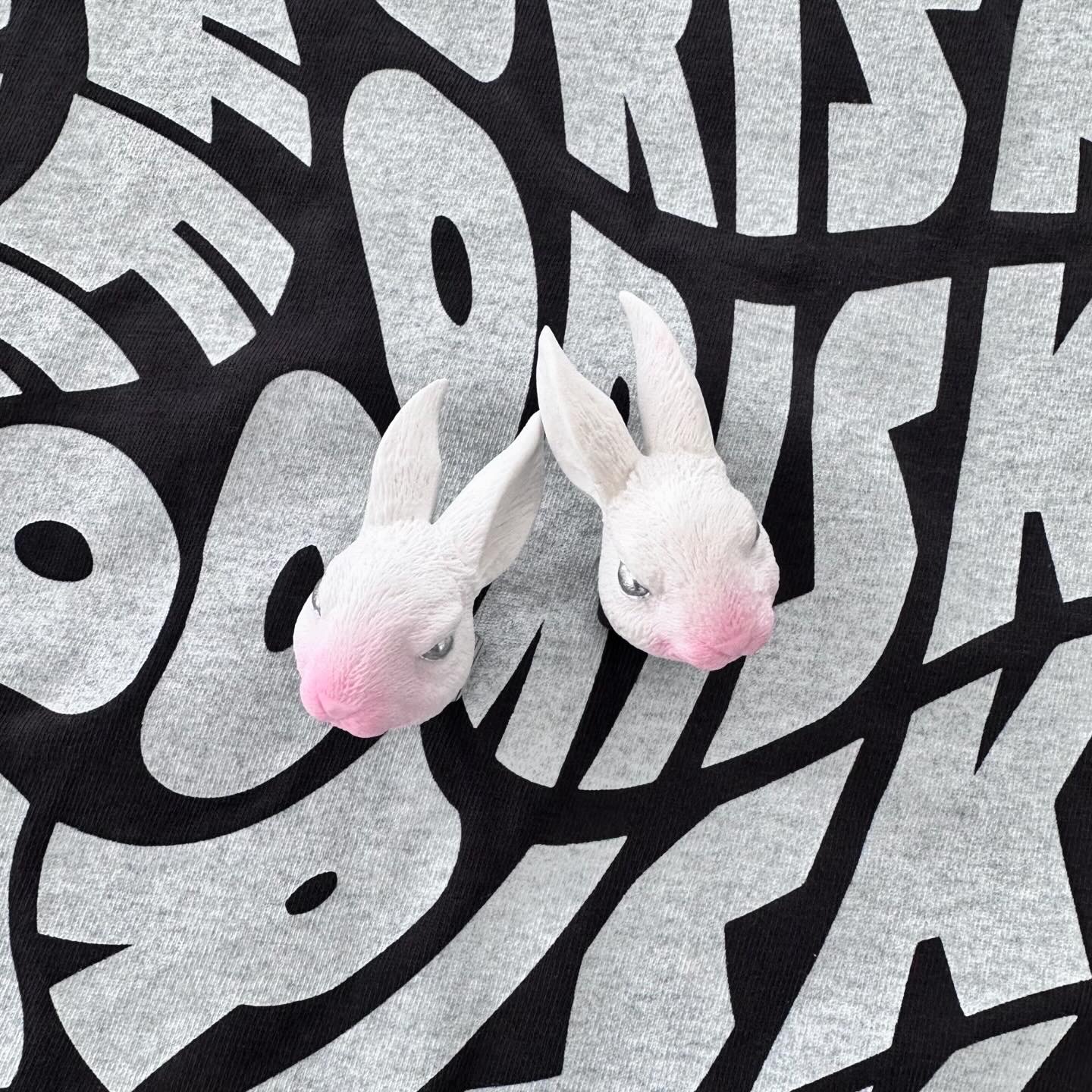 кольцо розово-белый кролик