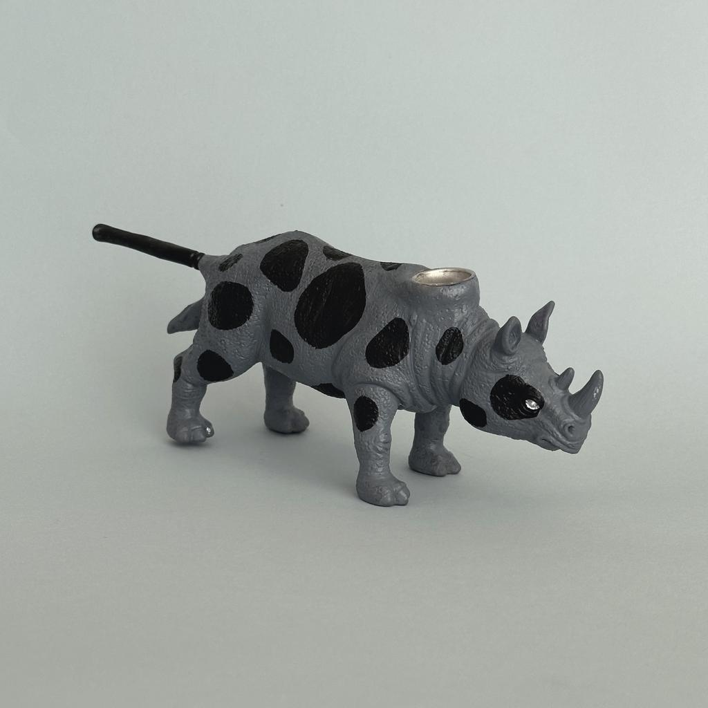 трубка пятнистый носорог