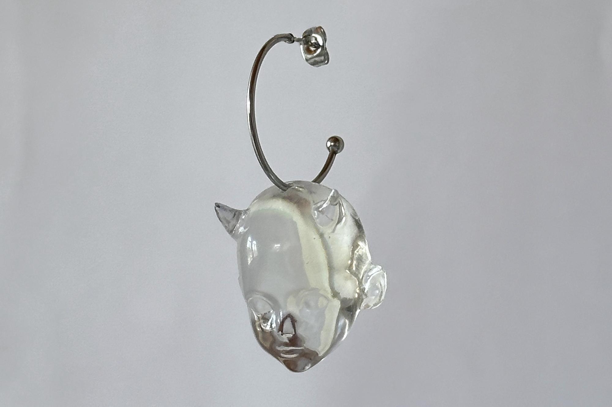 моносерьга кристальный дьяволенок