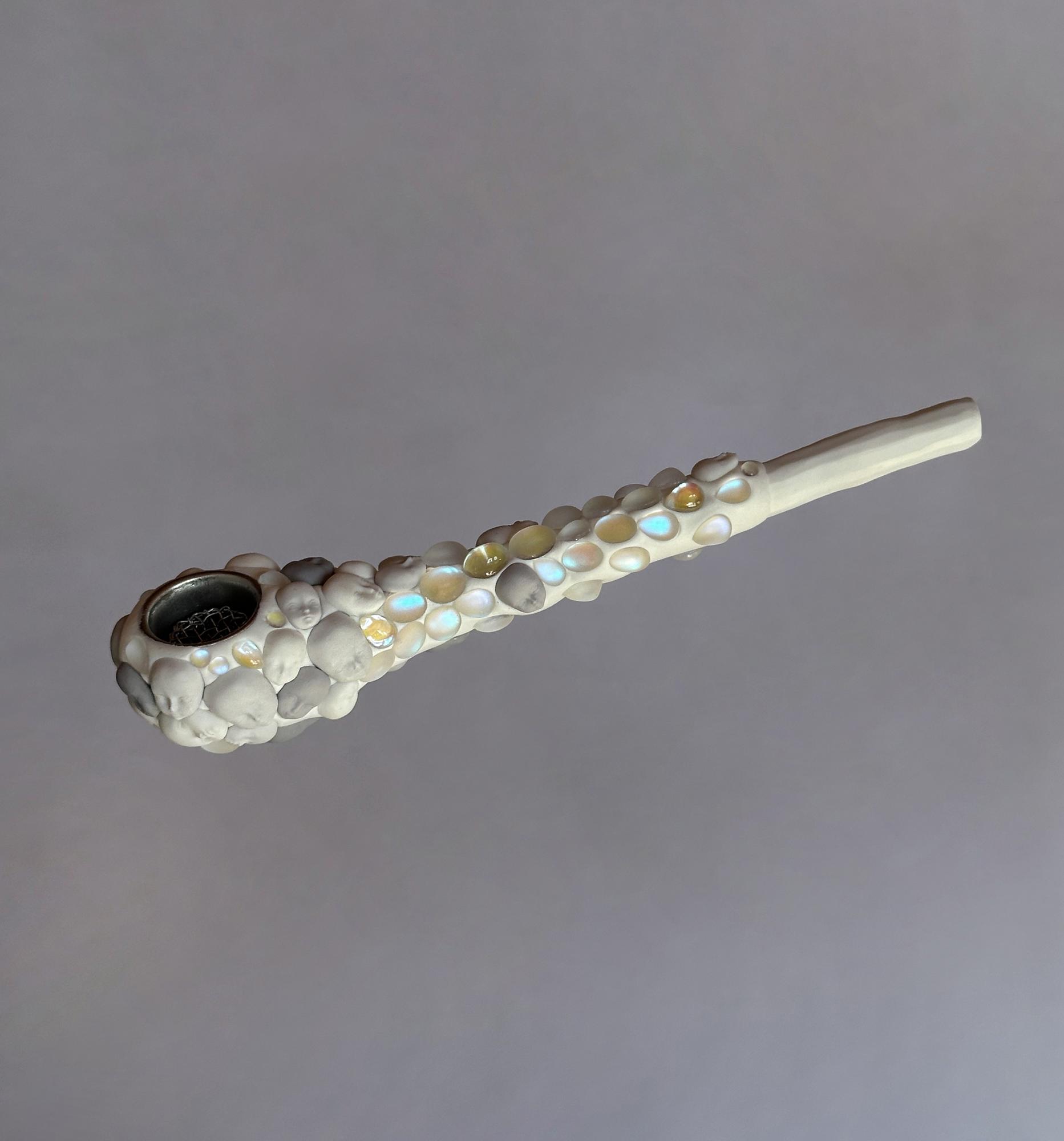 трубка с лицами