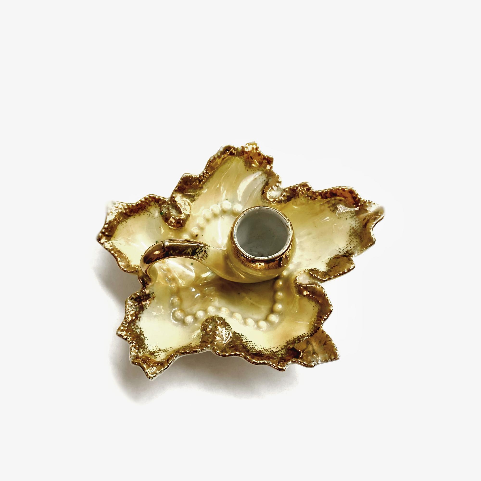 Подсвечник фарфоровый желтый