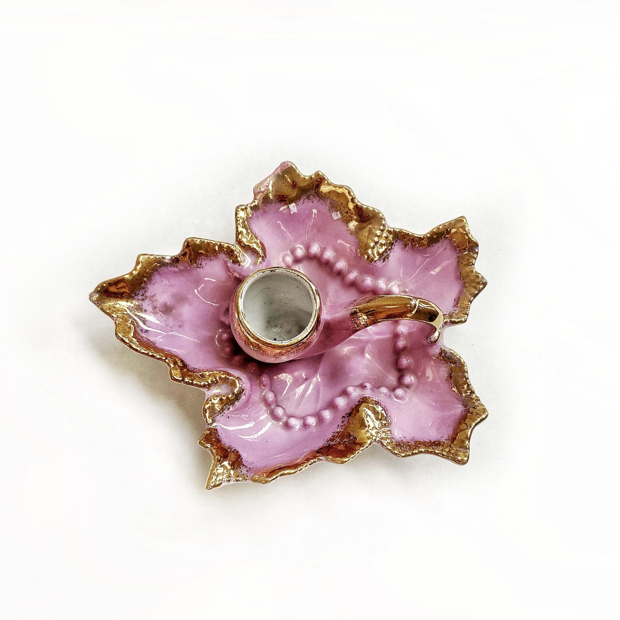 Подсвечник фарфоровый розовый