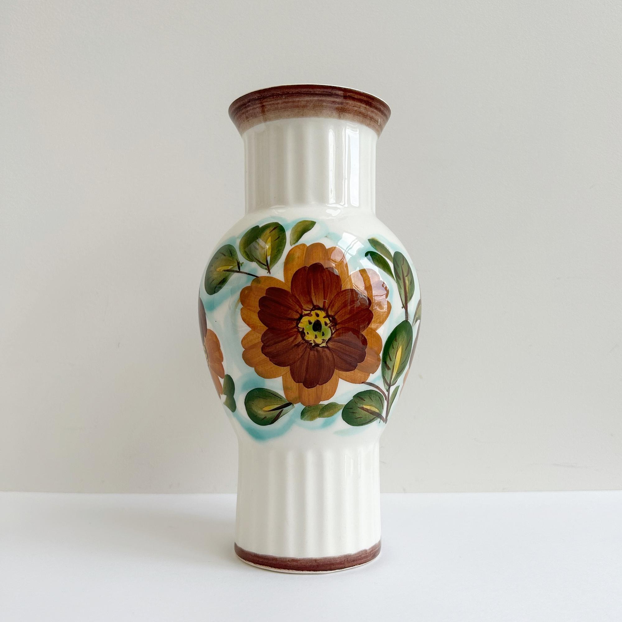 Ваза с росписью ЗИК