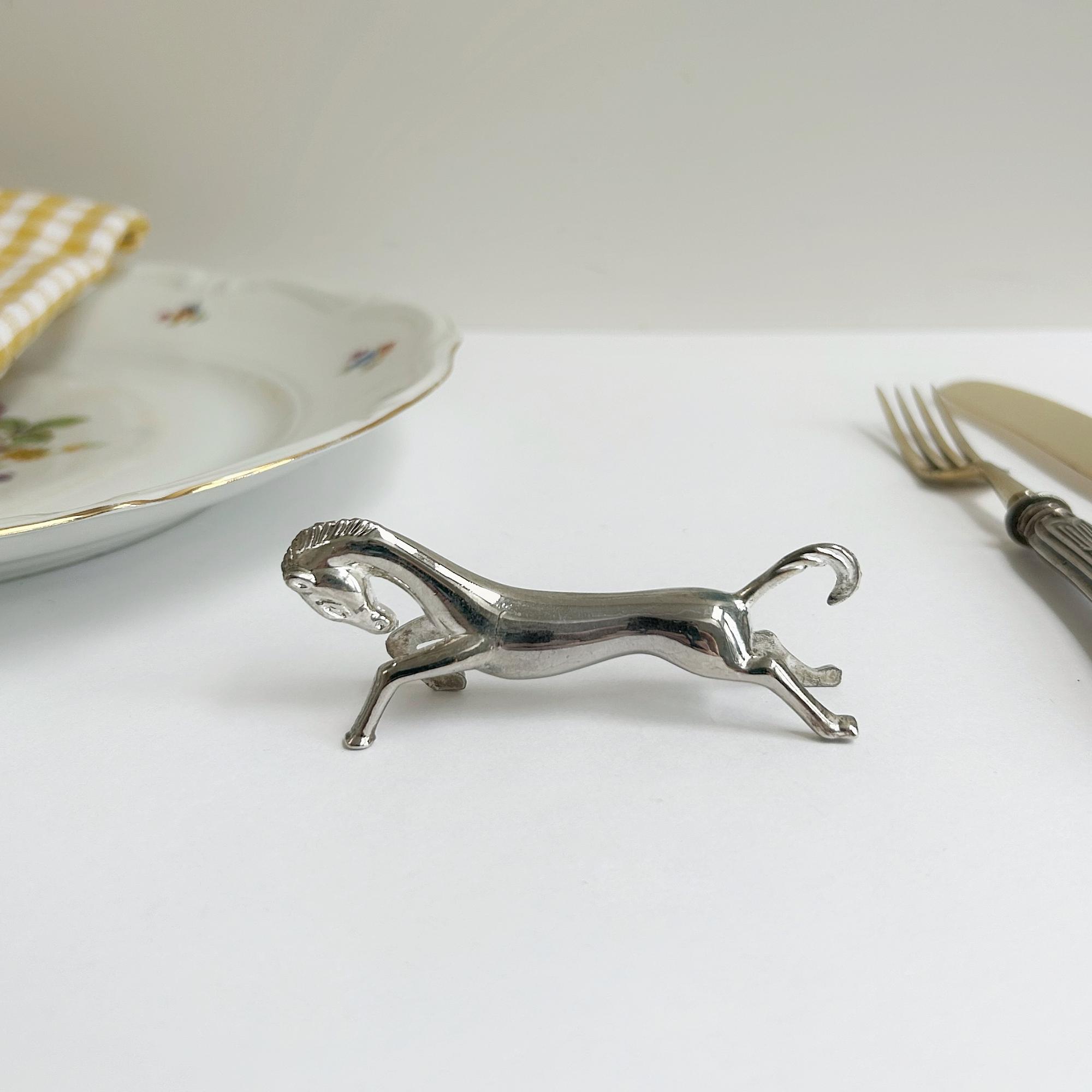 Подставка под приборы «Лошадка»