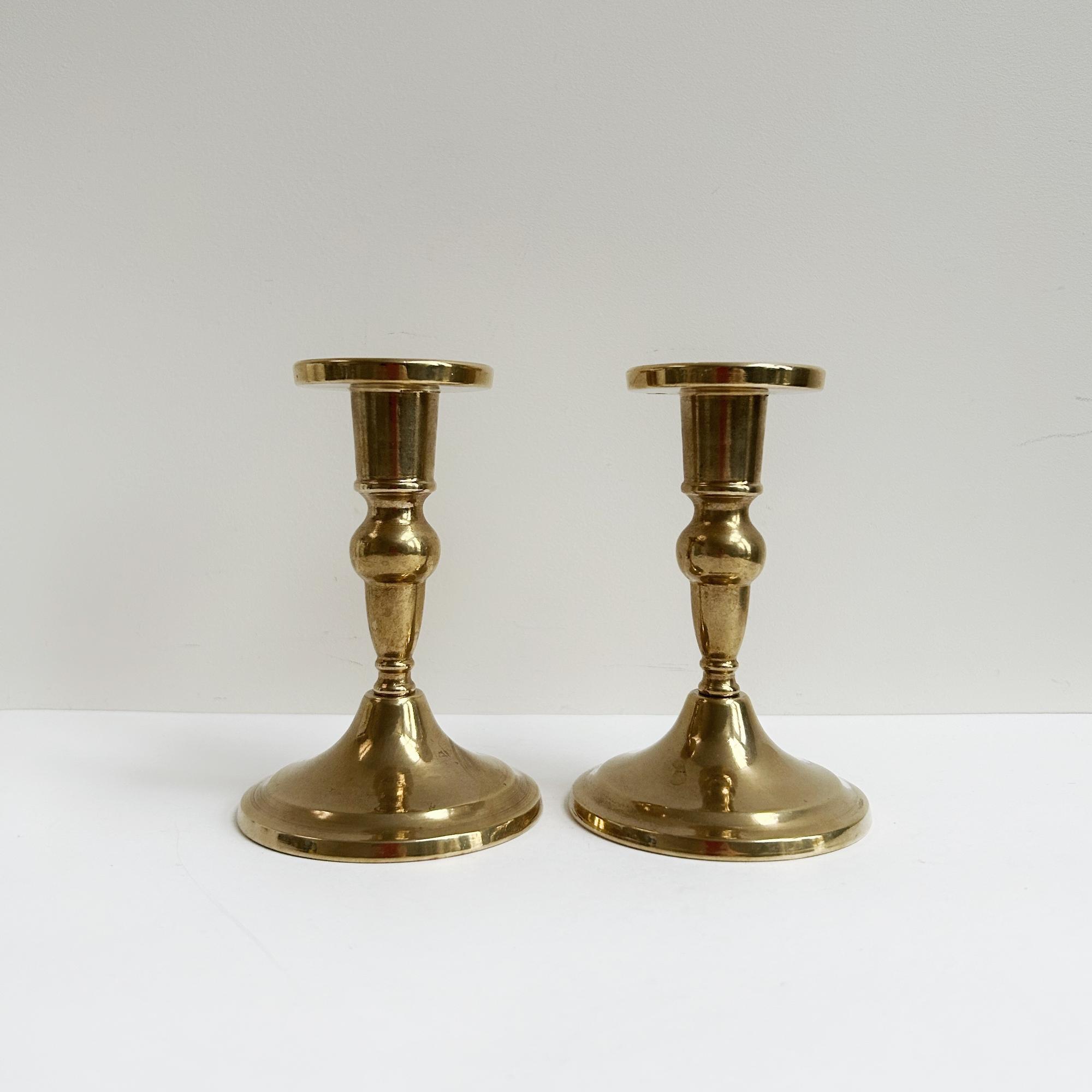 Фигурный подсвечник из латуни