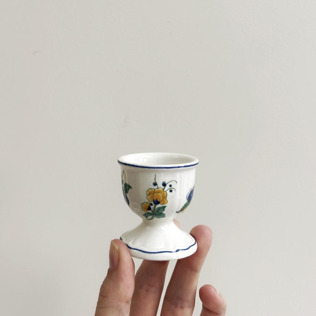 Пашотница с цветком