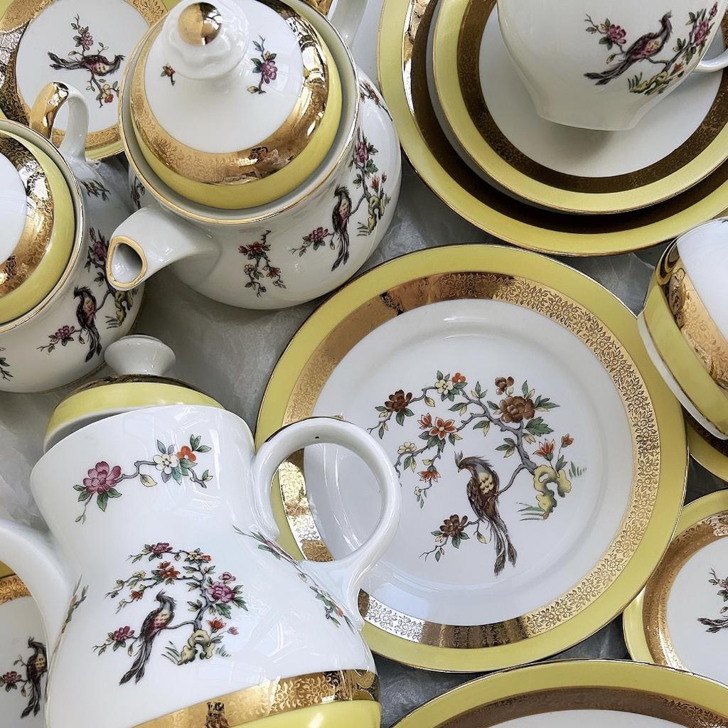 Предметы из сервиза «Райская птица»