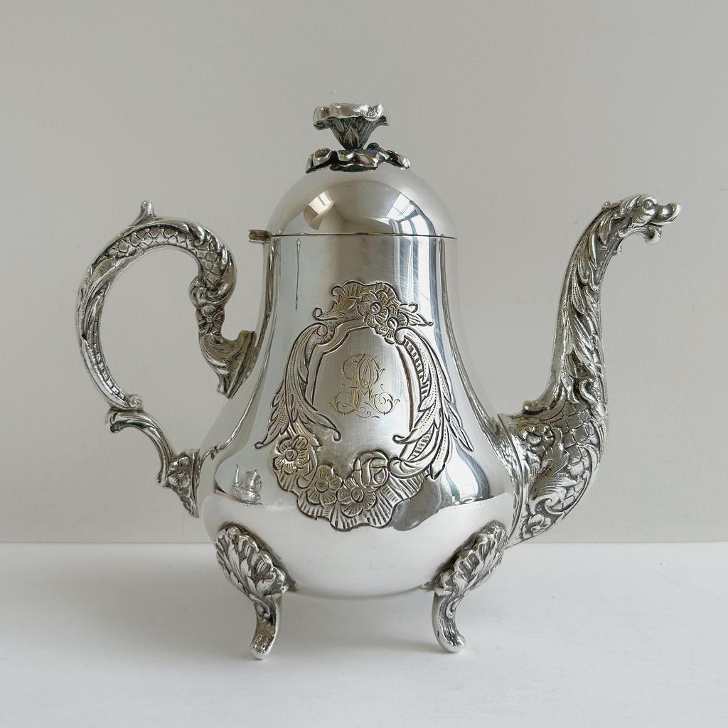 Фигурный чайник