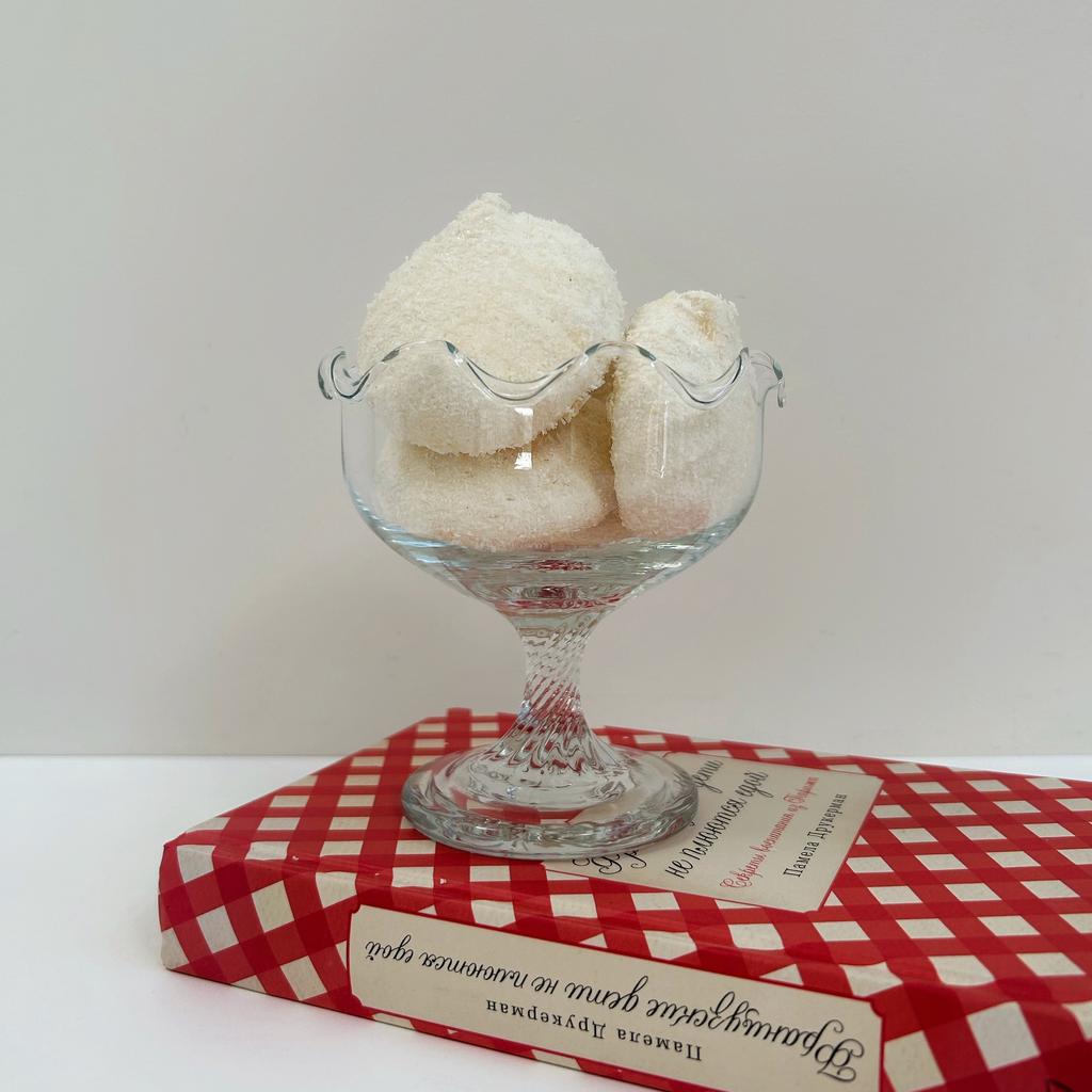 Креманка из стекла с волнистым краем