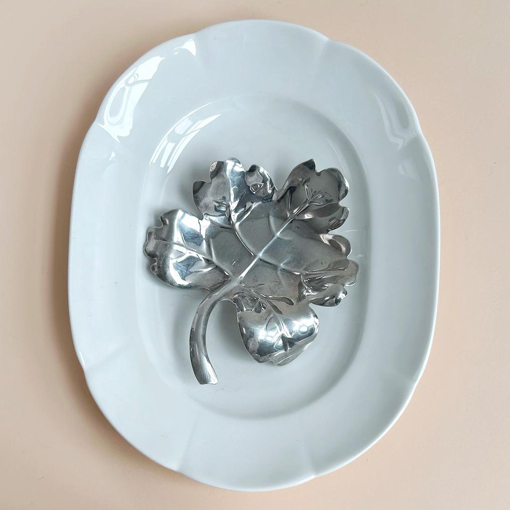 Подставка под украшения, Olri