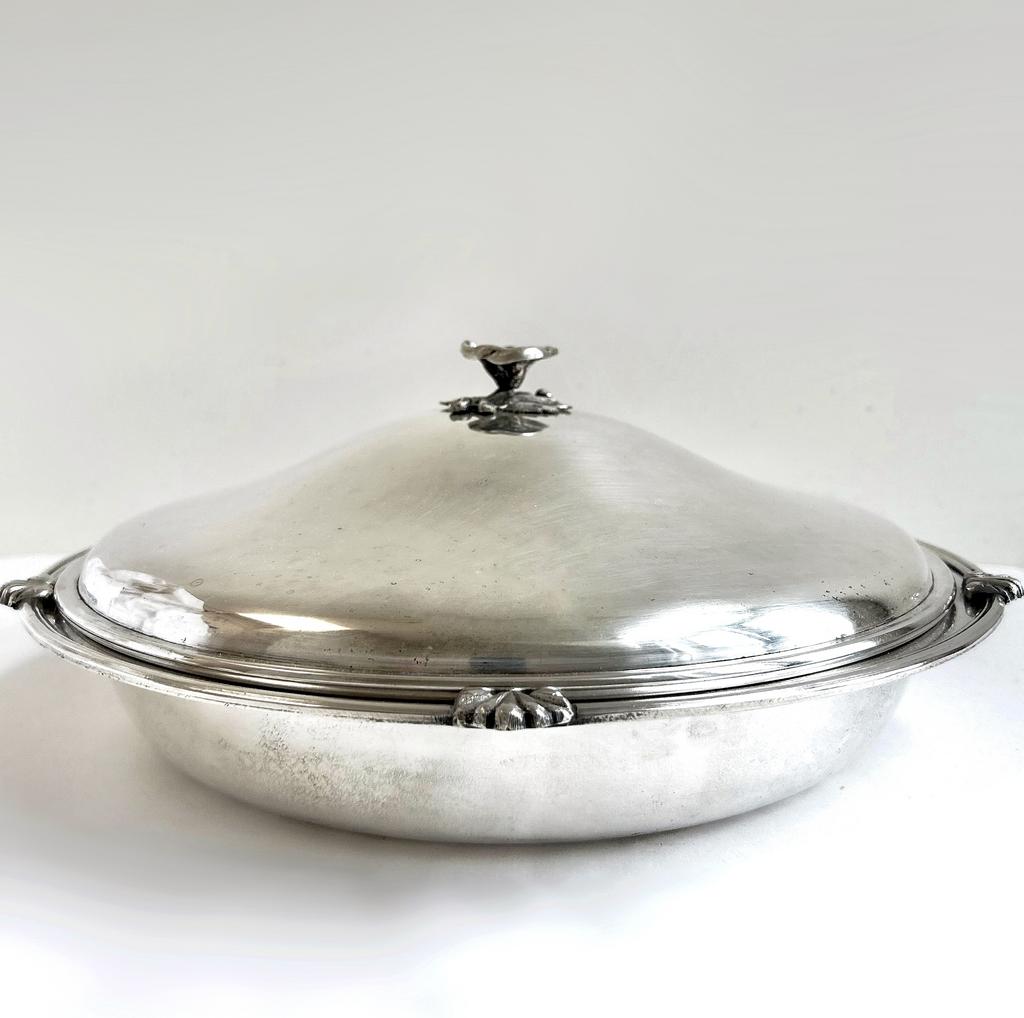 Большое блюдо с крышкой