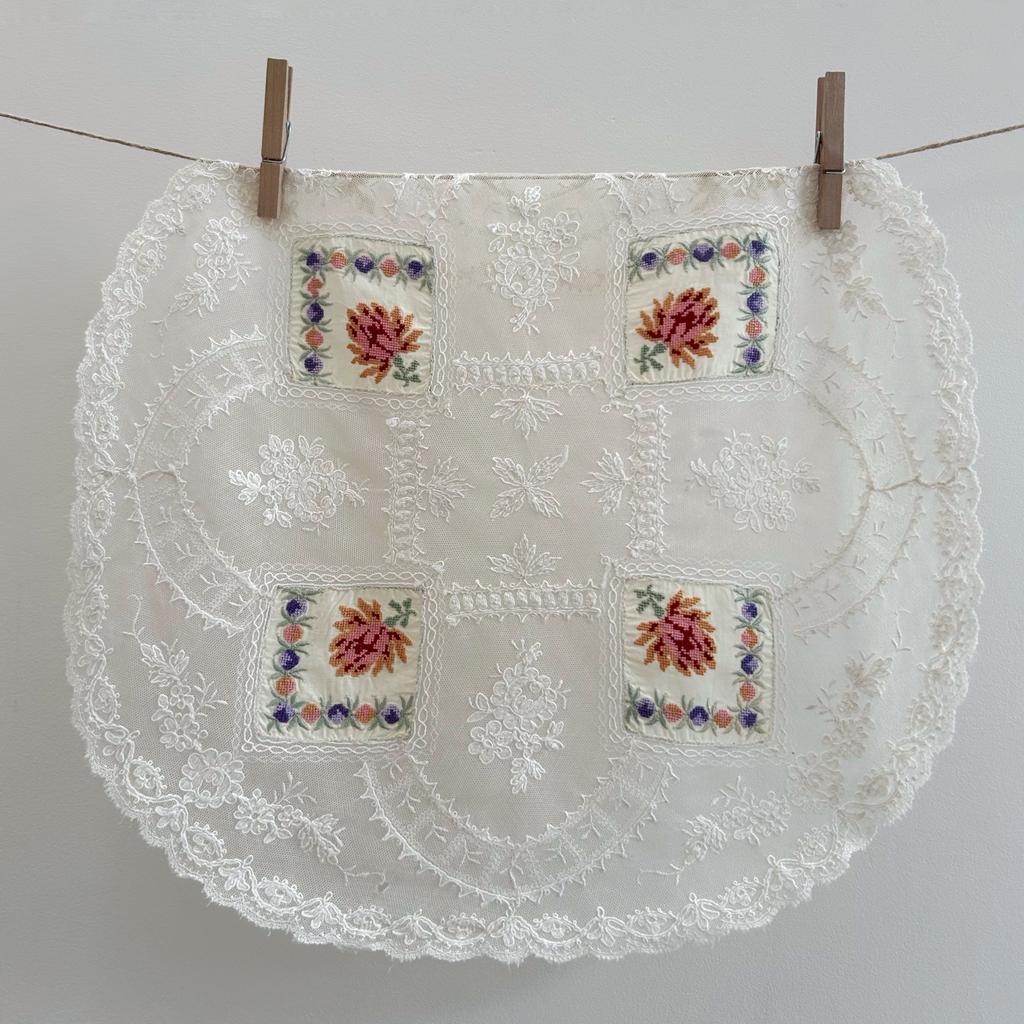 Старинная будуарная салфетка