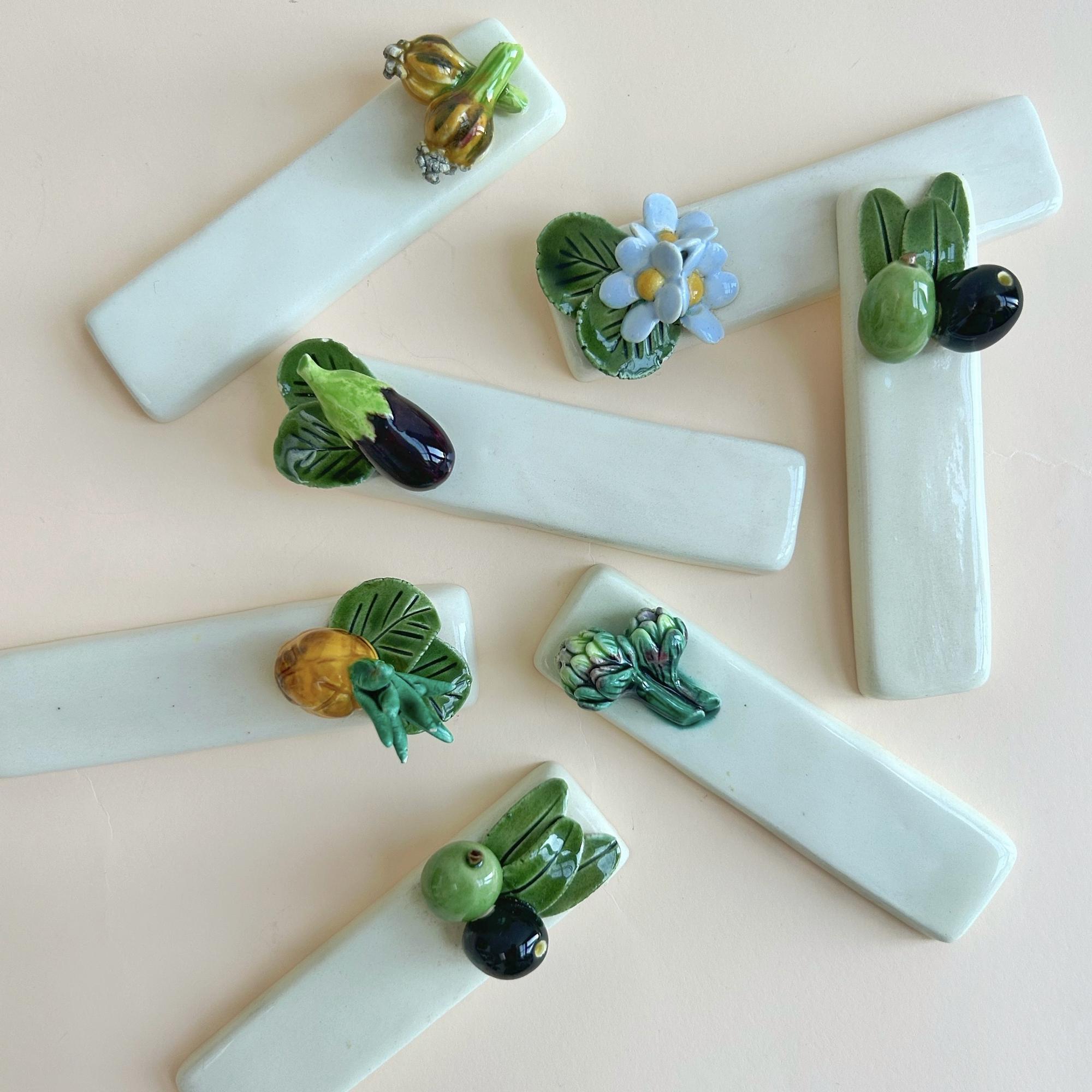 Порт-куто из фарфора