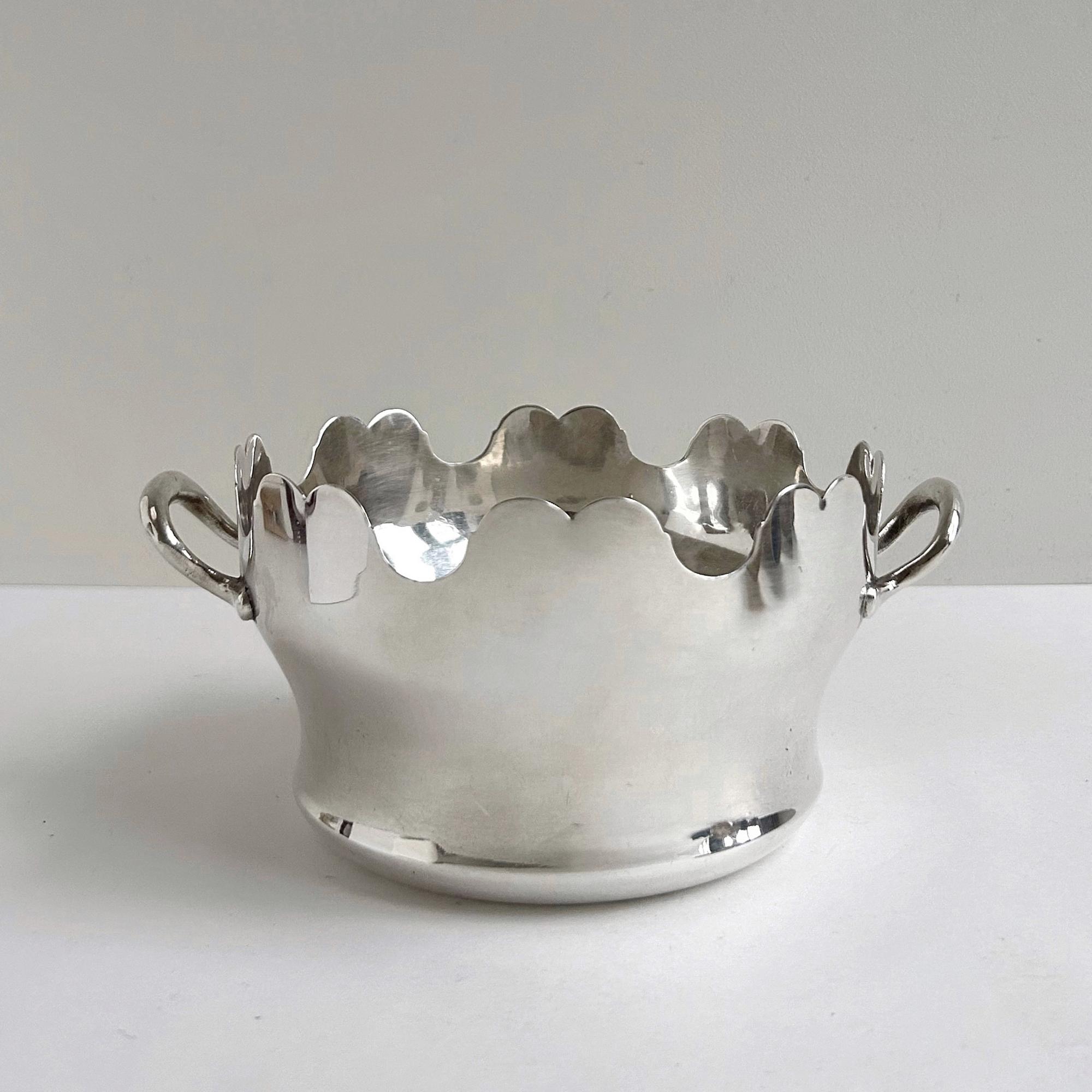 Монтейн или рюмочная передача, Франция