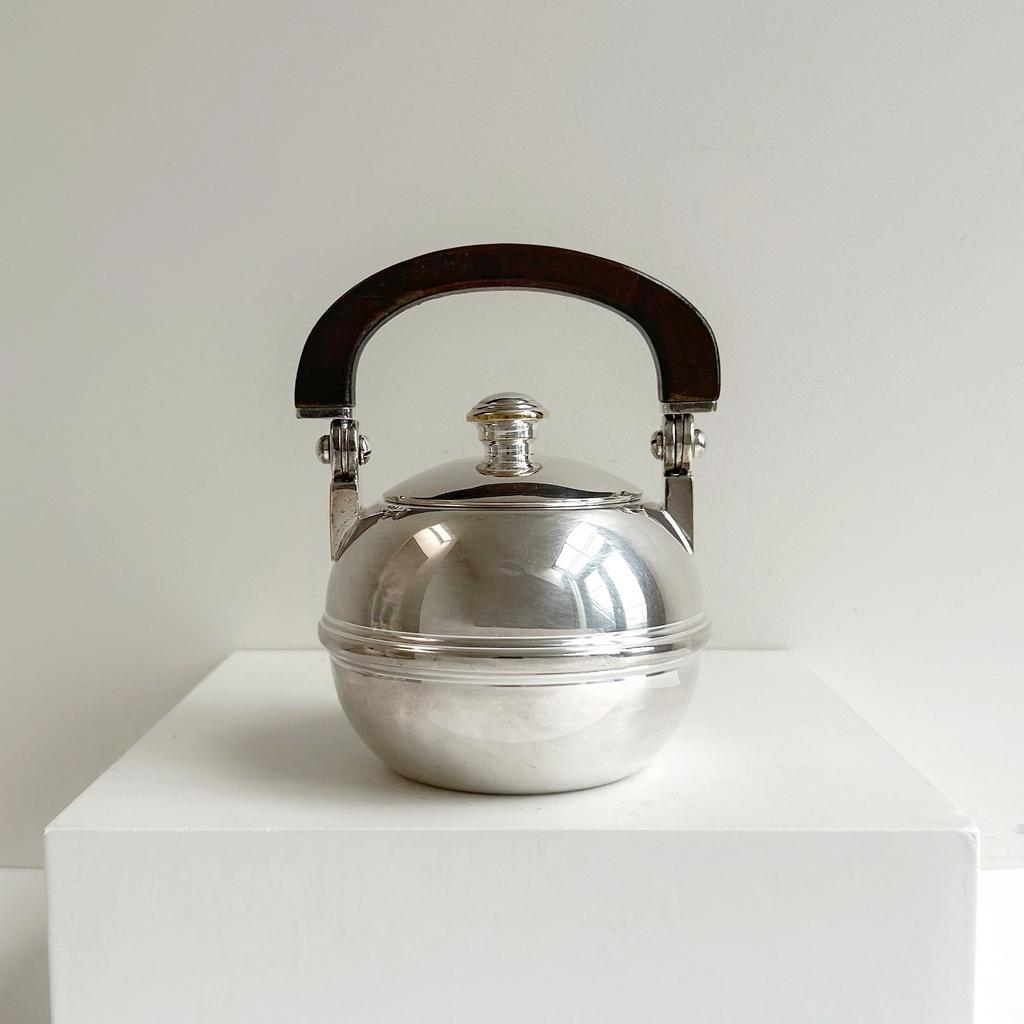 Сахарница с деревянной ручкой