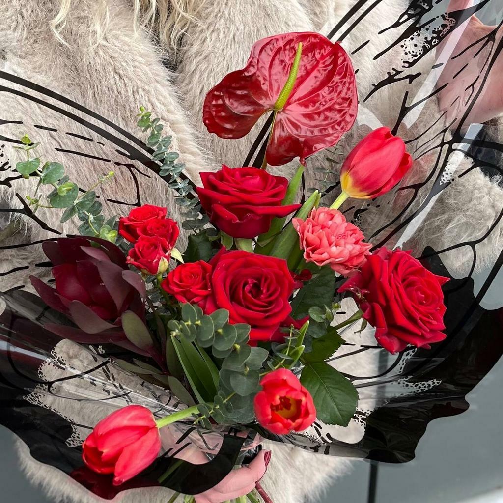 БУКЕТ " POLYXENA"