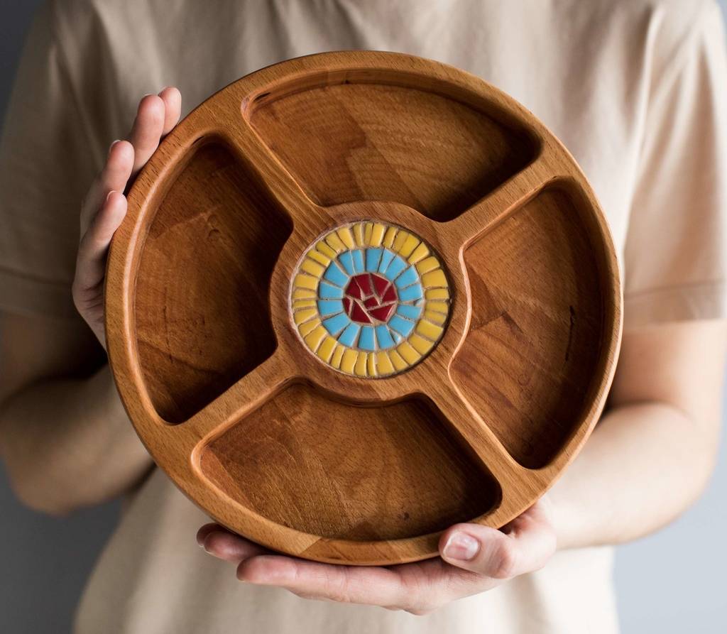 Менажница буковая с мозаикой, на четыре деления