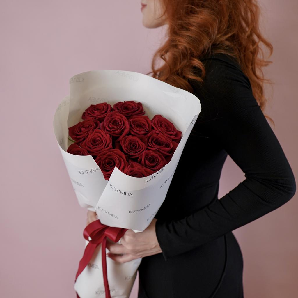 Букет 13 красных роз