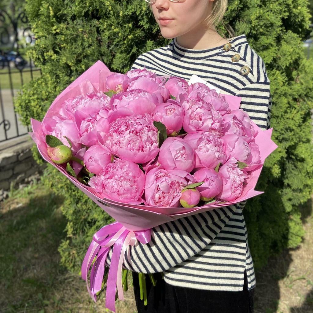 Букет "25 розовых пионов"