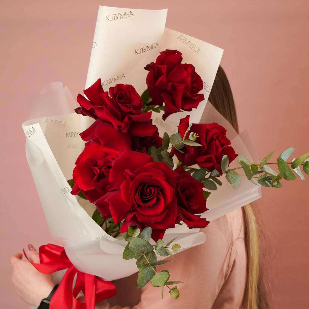 Букет «Алый Эквадор»