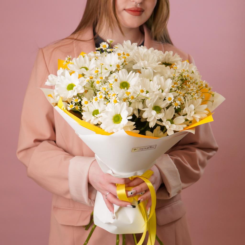Букет "Радость из ромашек"
