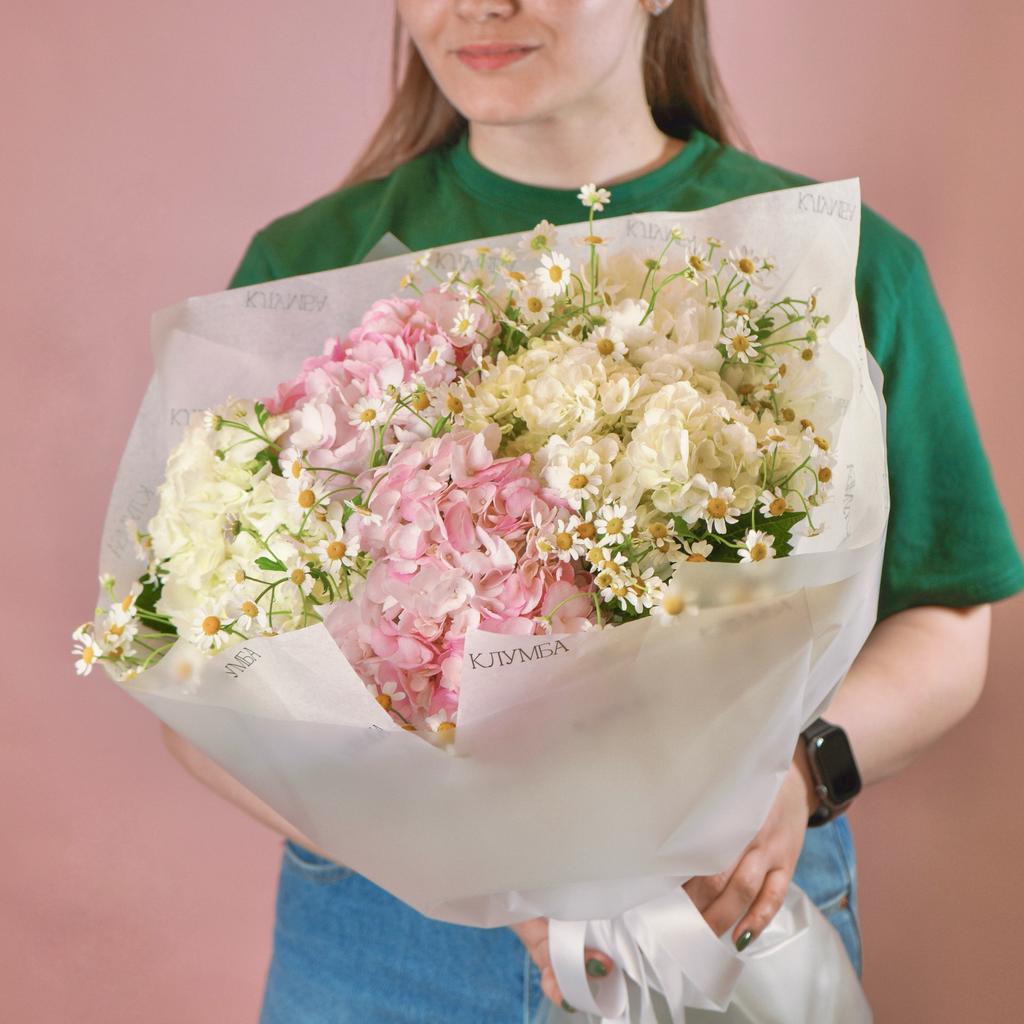 Букет «Танацетум и гортензии»