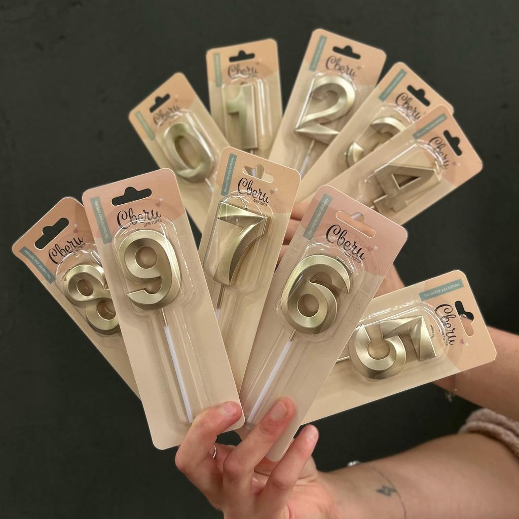 Свечи цифры