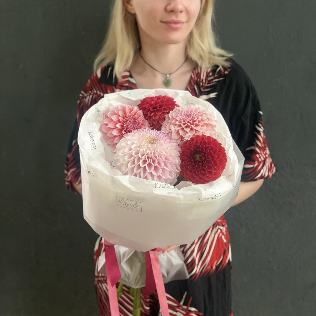 Букет «Микс георгинов»