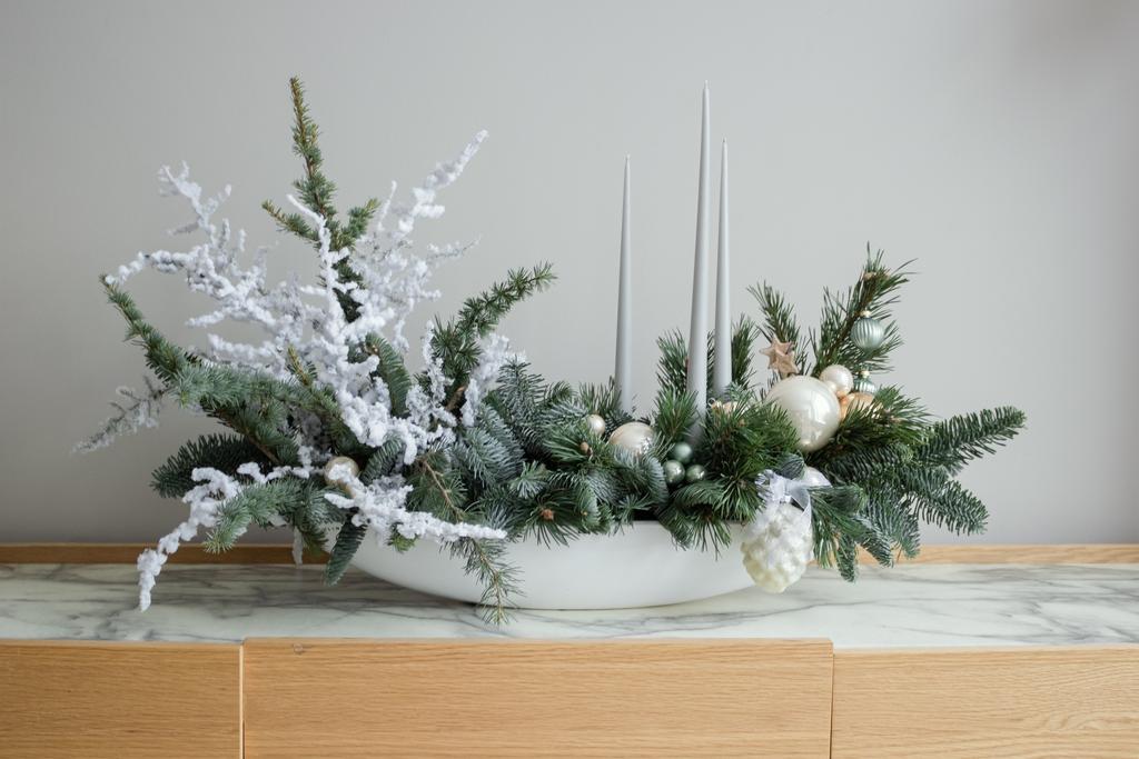 Композиция на консоль Снежный лес