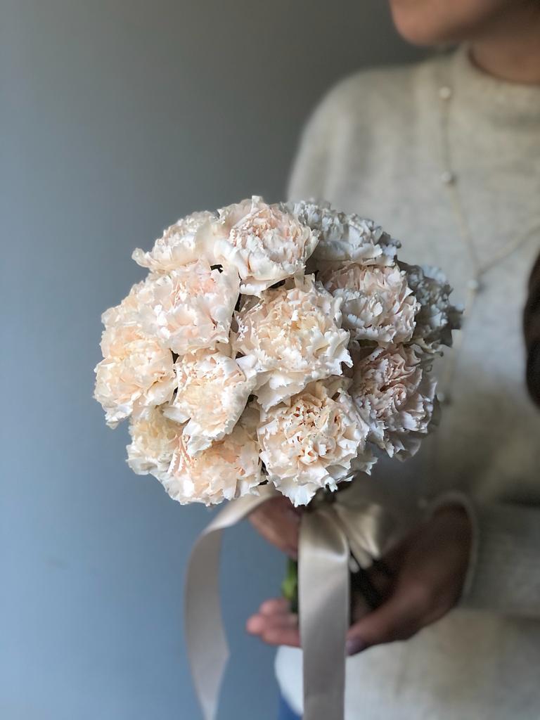 Букет невесты из диантусов