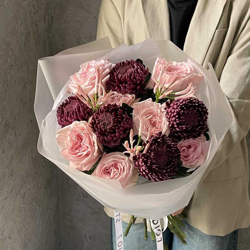 Дуобукет роза охара и хризантема бигуди