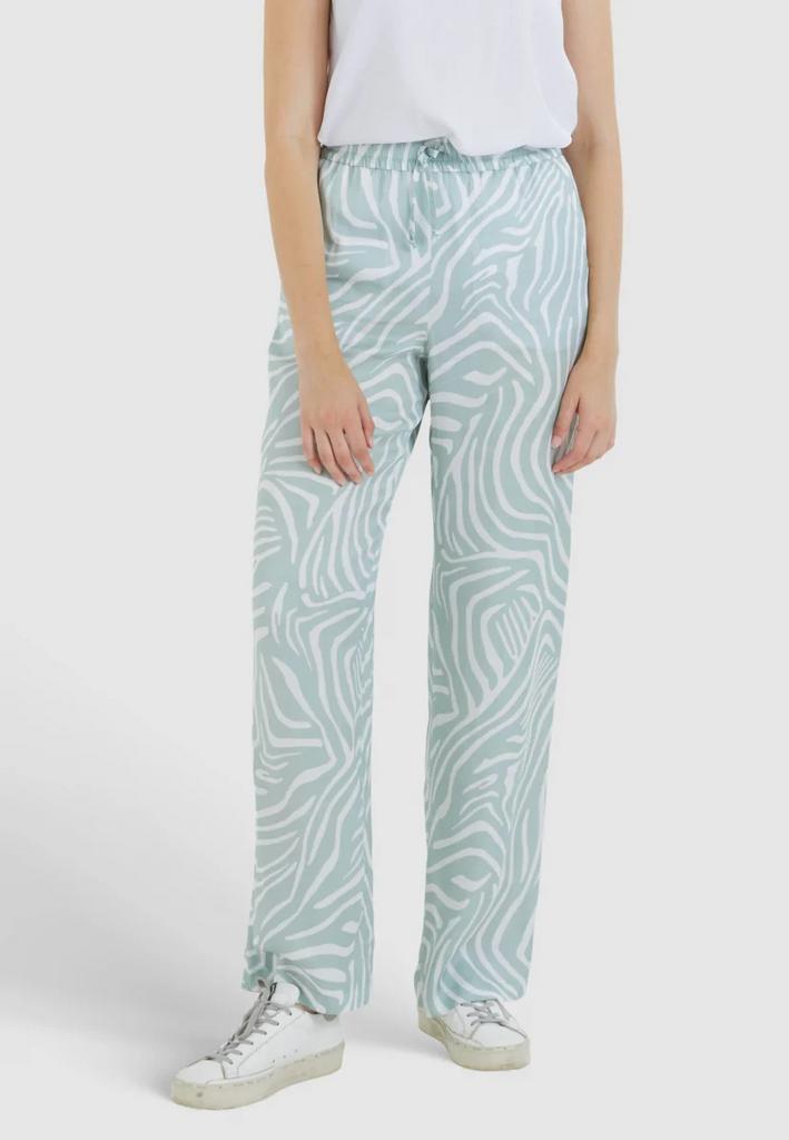 Брюки MARC AUREL 1638 зеленый